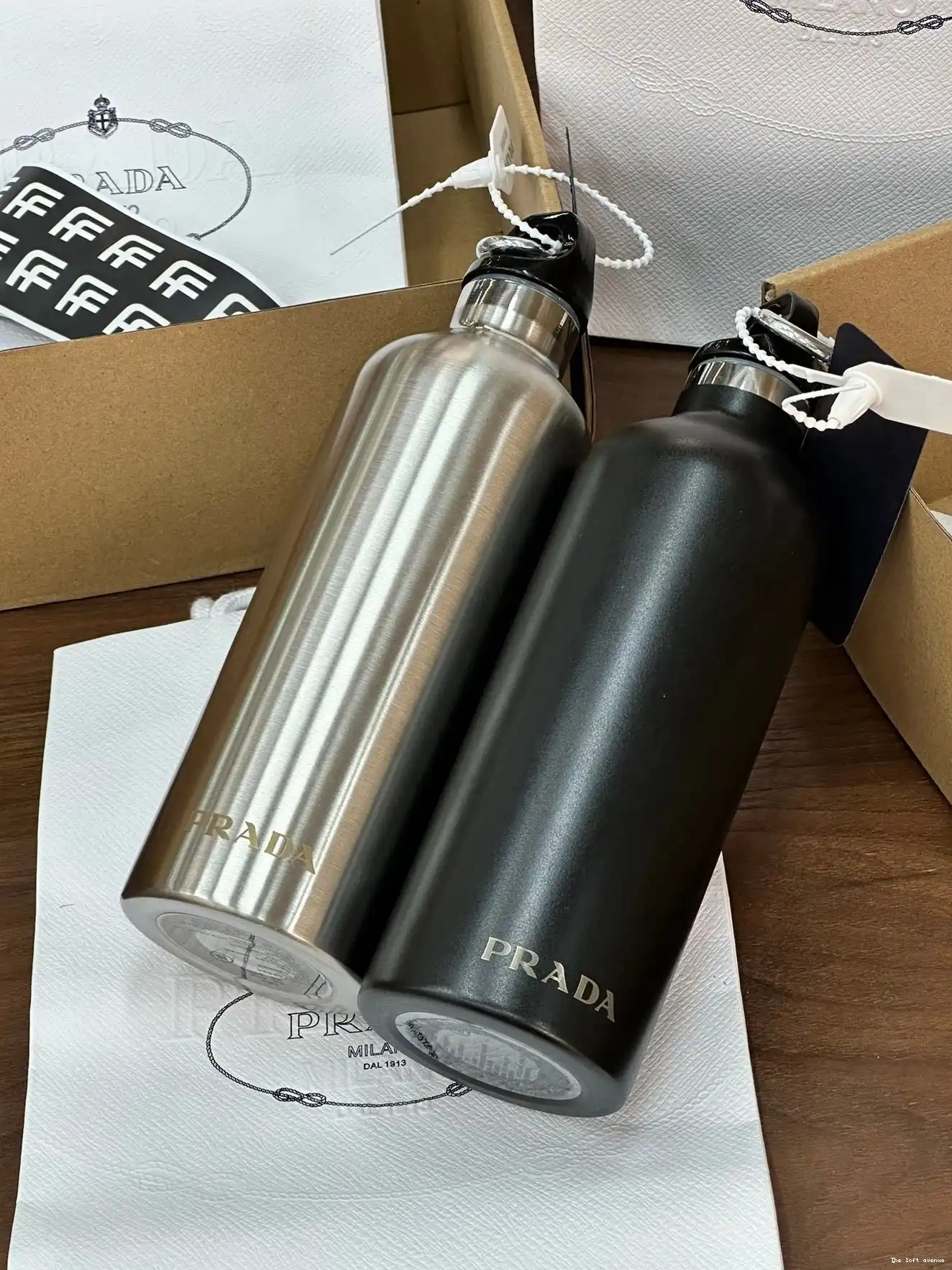 STEEL PRADA STAINLESS BOTTLE 0629